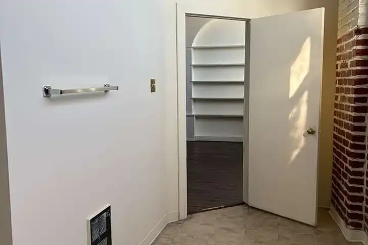 Keystone Lofts - Philadelphia, PA 19135 | ApartmentGuide.com