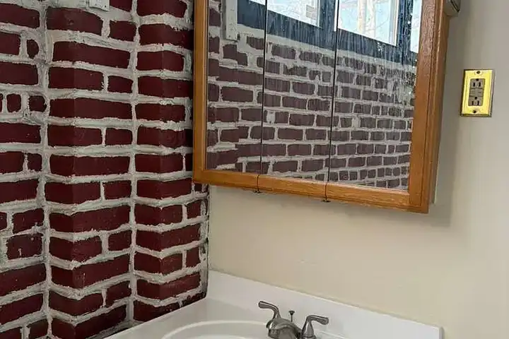 Keystone Lofts - Philadelphia, PA 19135 | ApartmentGuide.com