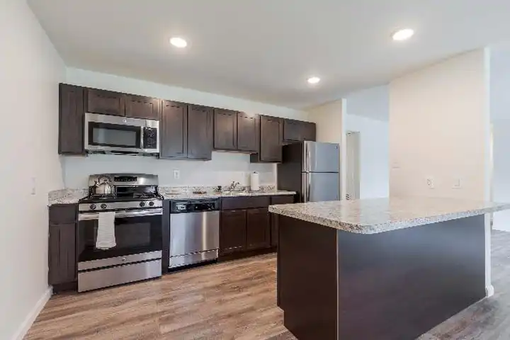 614 Oakland Hills Dr - Arnold, MD 21012 | ApartmentGuide.com