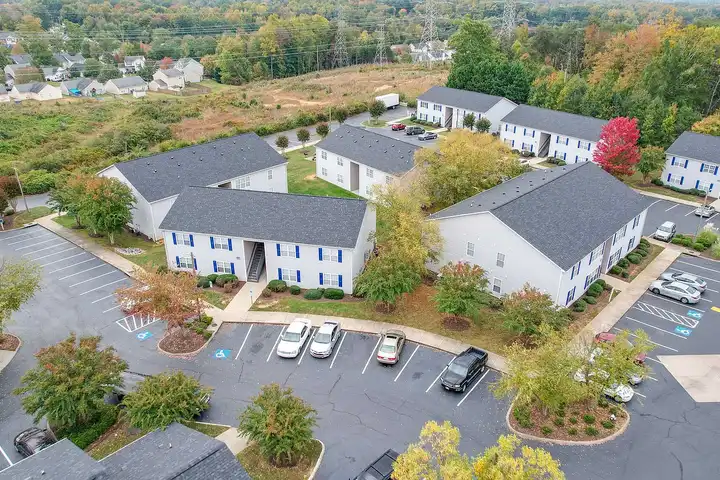 Chapel Walk Apartments - Greensboro, NC 27405 | ApartmentGuide.com