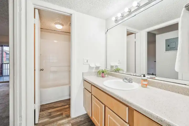 Coconut Palms - Orlando, FL 32811 | ApartmentGuide.com