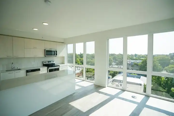 19J Midtown - Sacramento, CA 95811 | ApartmentGuide.com