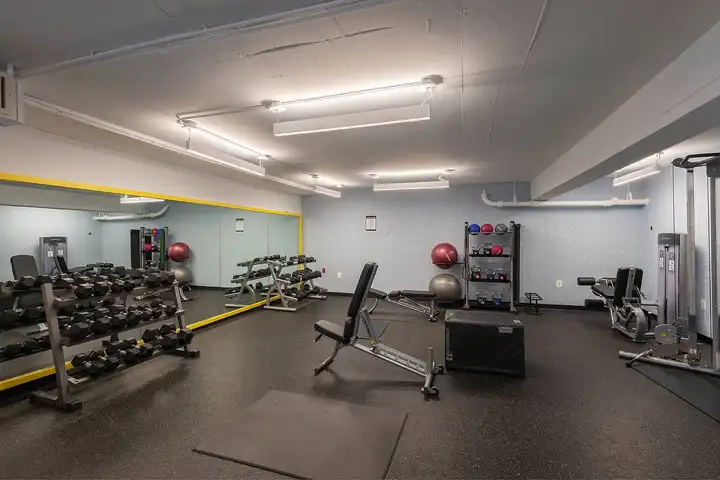 Dominion Plaza - Arlington, VA 22204 | ApartmentGuide.com