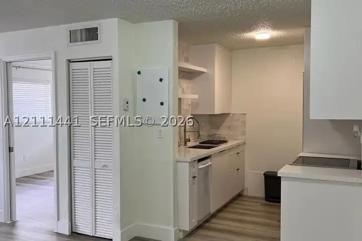 444 SW 4th St #102 - Miami, FL 33130 | ApartmentGuide.com