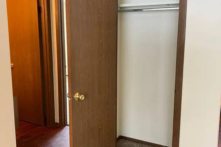 8154 Stadler Ave unit 8154-03 - Youngstown, OH 44512 | ApartmentGuide.com