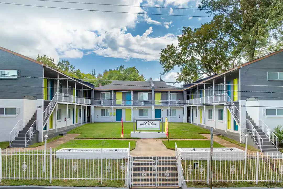 Hawthorne on Adams - Memphis, TN 38105 | ApartmentGuide.com