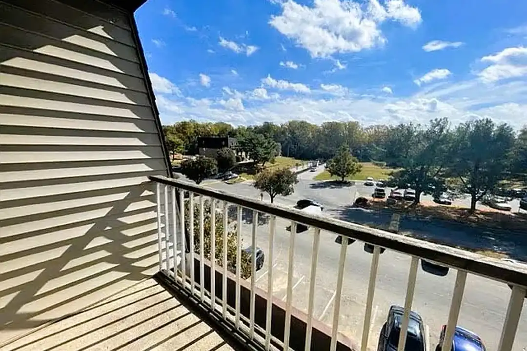 Autumn Ridge Apartments - Blackwood, NJ 08012 | ApartmentGuide.com