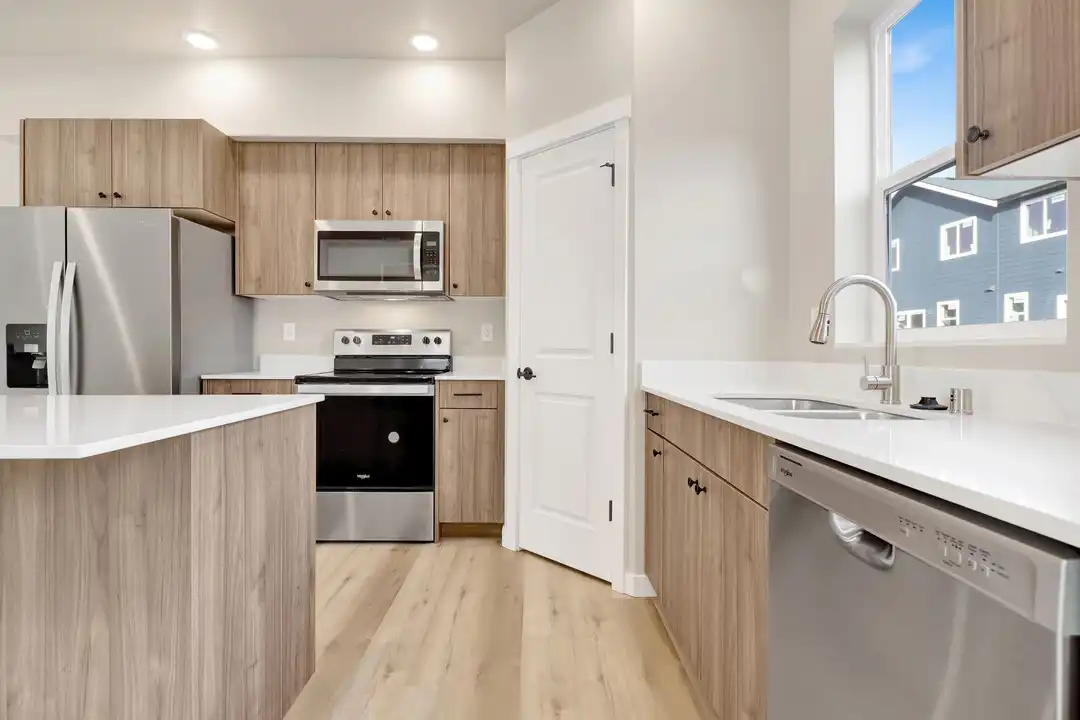 2741 Oleander Lp unit 101 - Blaine, WA 98230 | ApartmentGuide.com