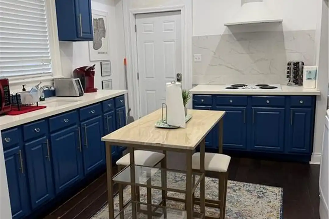 2628 General Pershing St unit rear - New Orleans, LA 70115 ...