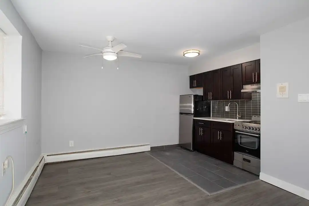 Ashley Court Apartments - Philadelphia, PA 19116 | ApartmentGuide.com