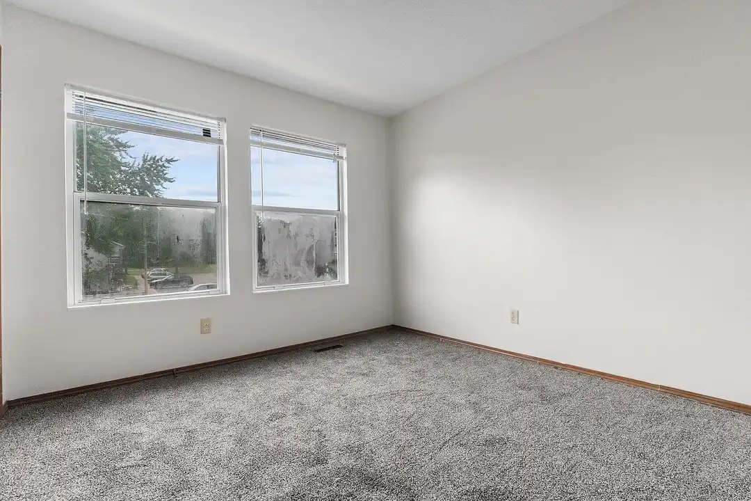 Northgate Apartments - Rochester, IN 46975 | ApartmentGuide.com