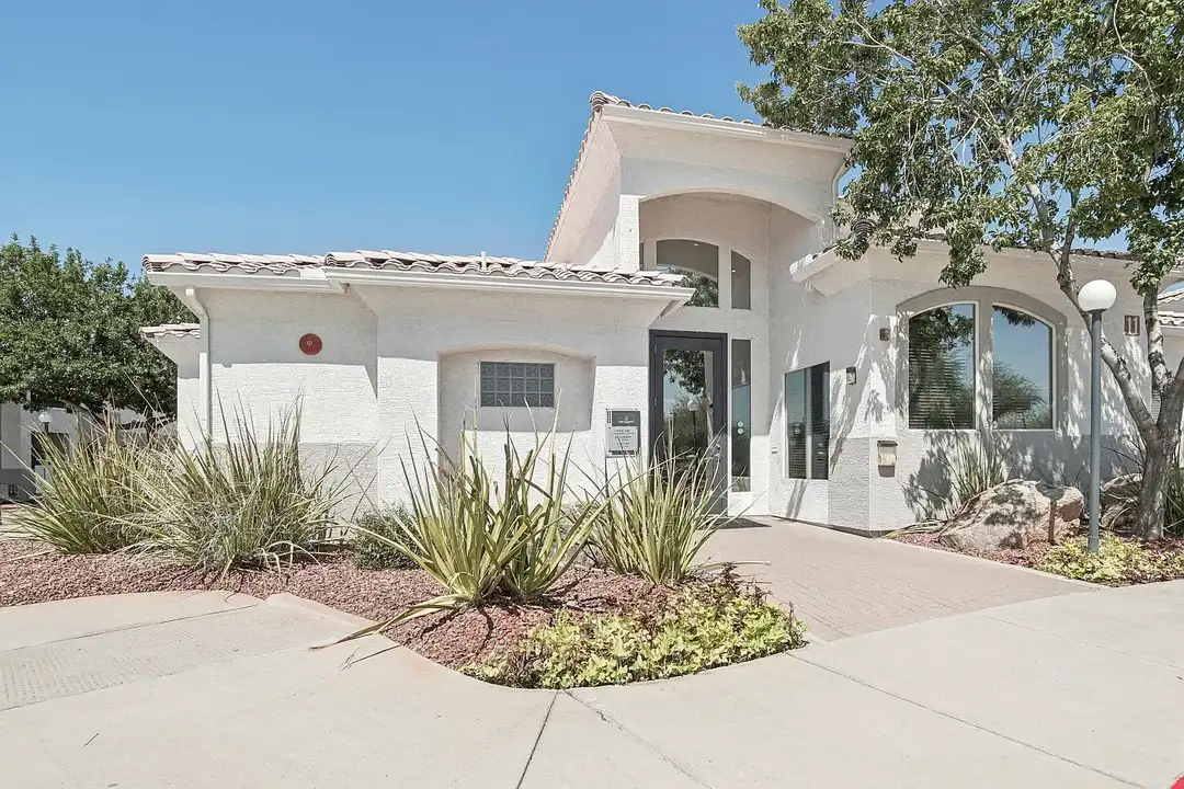 Lake Pleasant Village - Peoria, AZ 85382 | ApartmentGuide.com