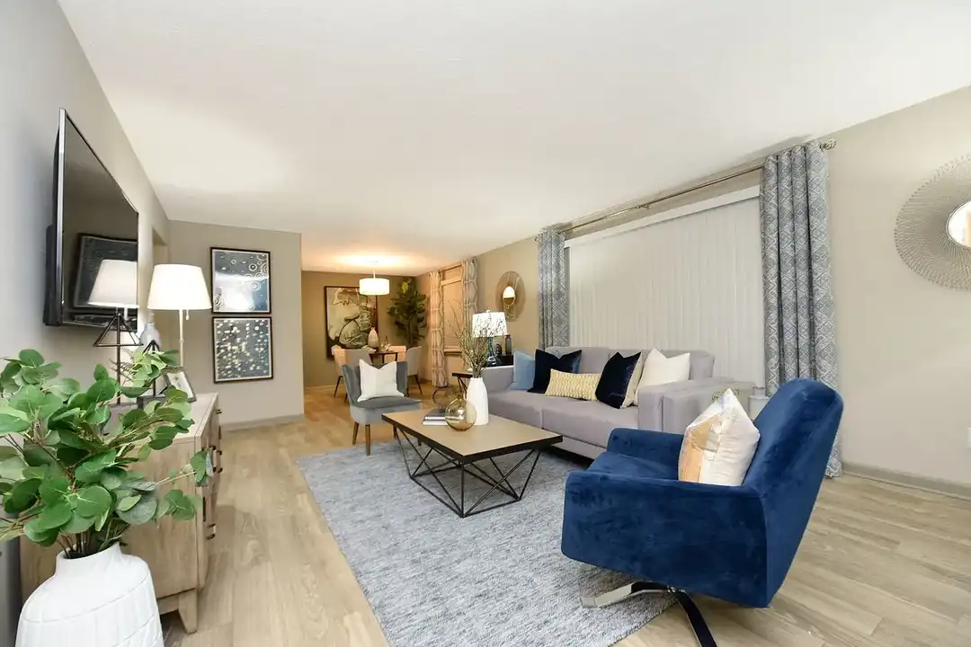 Veridian Castleton - Indianapolis, IN 46250 | ApartmentGuide.com
