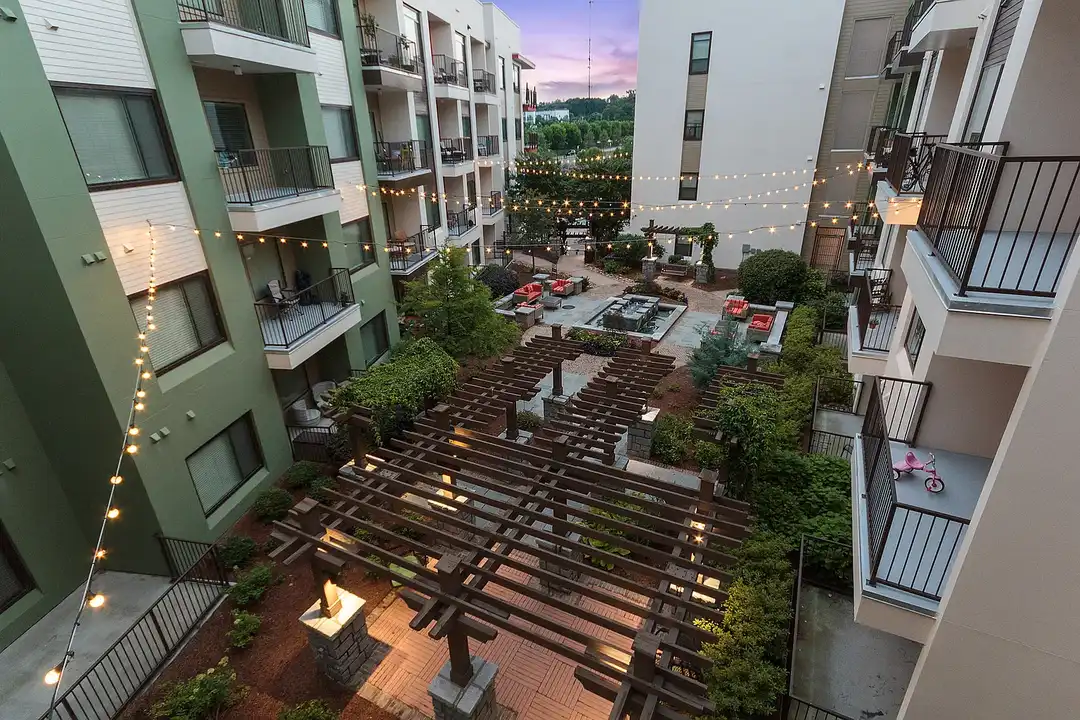 AMLI Ponce Park - Atlanta, GA 30308 | ApartmentGuide.com