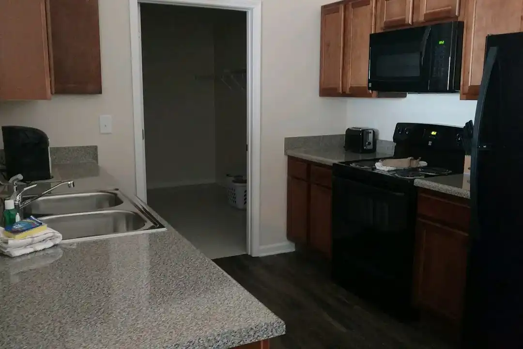 Cason Ridge Apartments - Murfreesboro, TN 37128 | ApartmentGuide.com