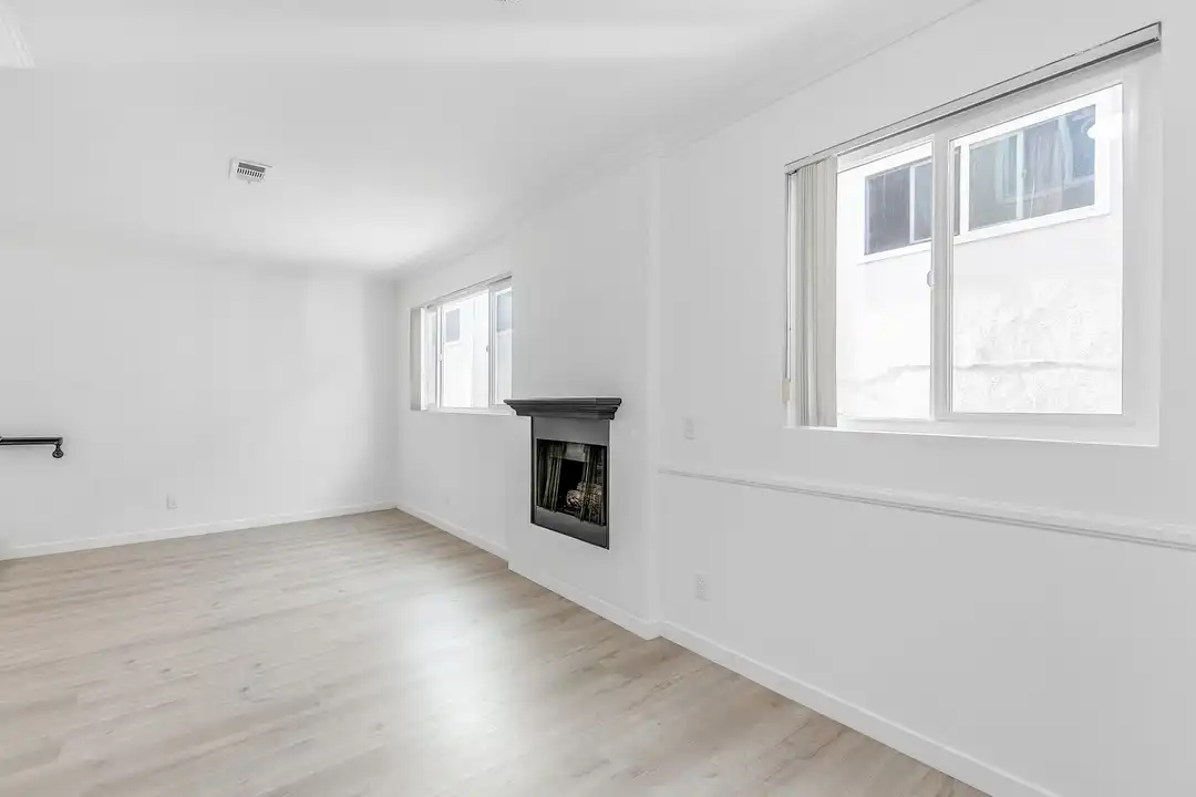 4034 Redwood Ave unit 105 - Los Angeles, CA 90066 | ApartmentGuide.com
