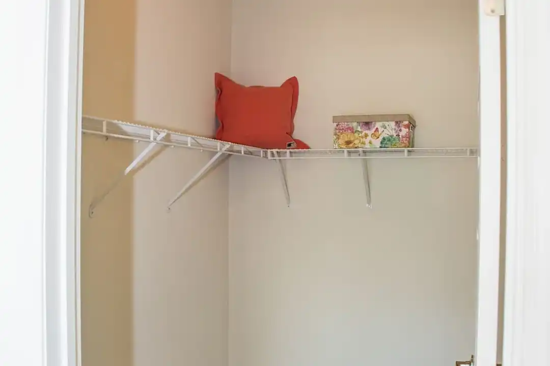 Parkside at Charles Street Newport News VA 23608 ApartmentGuide com