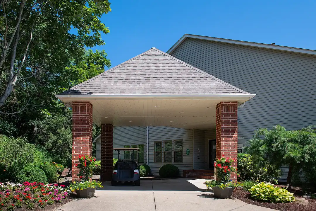 Monroeville Apartments at Belmont Ridge - Monroeville, PA 15146 ...