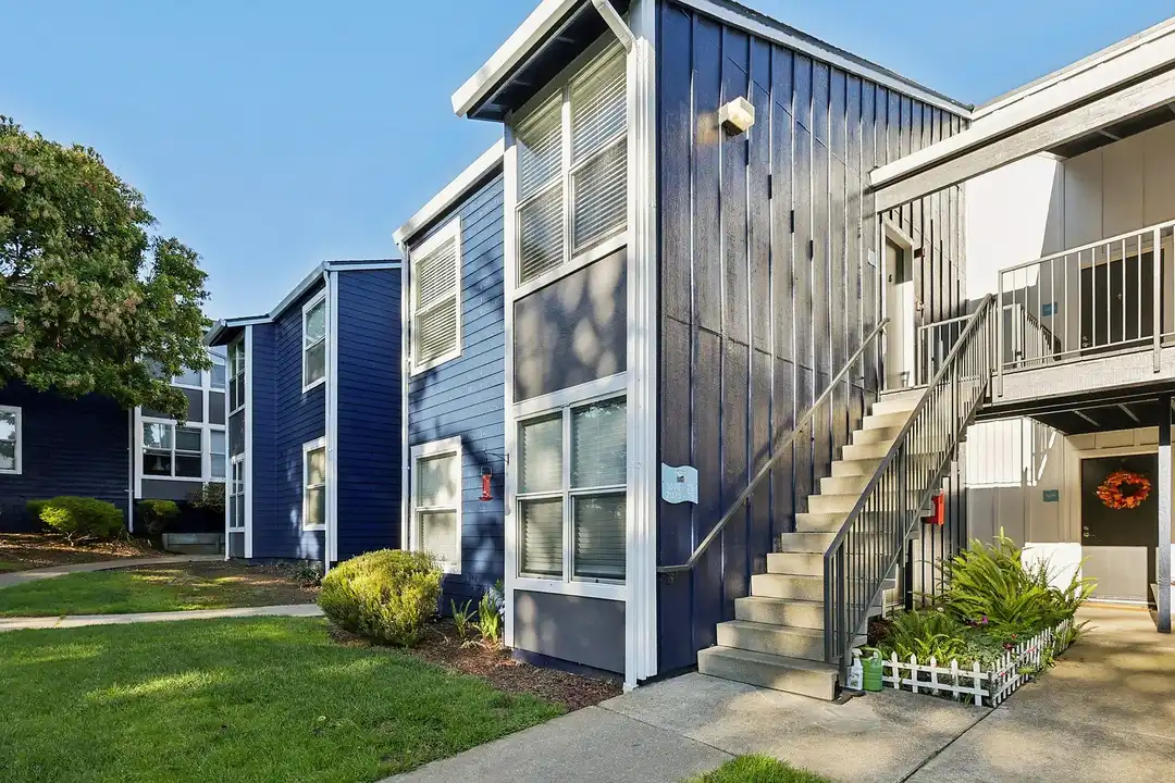Skyline Heights Apartments - Daly City, CA 94015 | ApartmentGuide.com