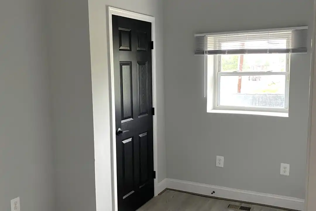 837 N Fulton Ave unit 2C AVAILABLE $600 - Baltimore, MD 21217 ...