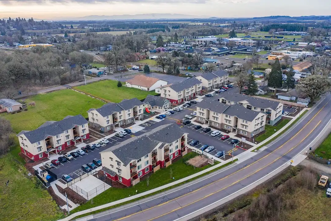 Oak Springs Apartments - Philomath, OR 97370 | ApartmentGuide.com