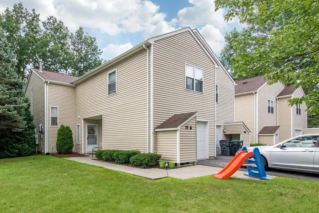 Quiet Harbor - Saratoga Springs, NY 12866 | ApartmentGuide.com