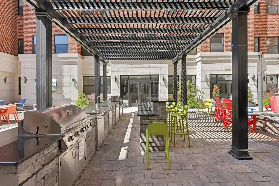 The Randolph - Plainfield, NJ 07060 | ApartmentGuide.com