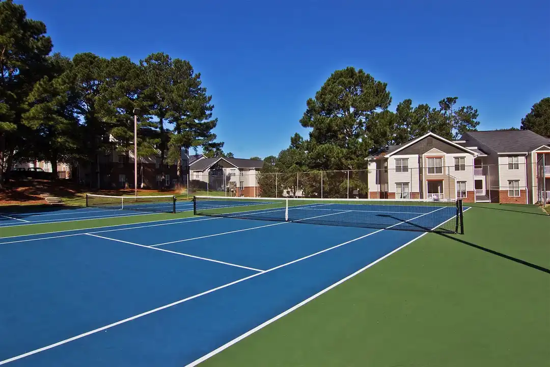 The Falls - Raleigh, NC 27612 | ApartmentGuide.com